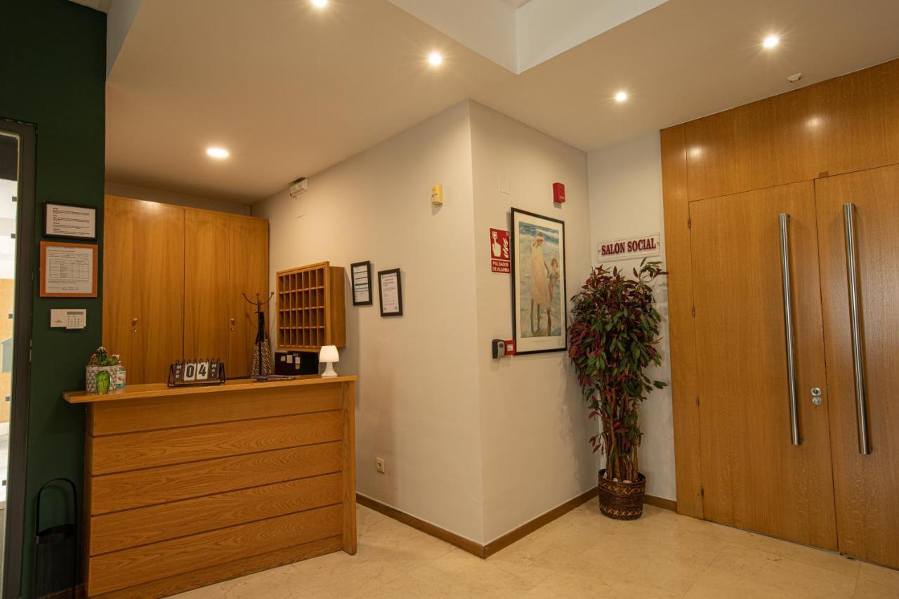 Hotel Bracamonte Пеньяранда-де-Бракамонте Экстерьер фото