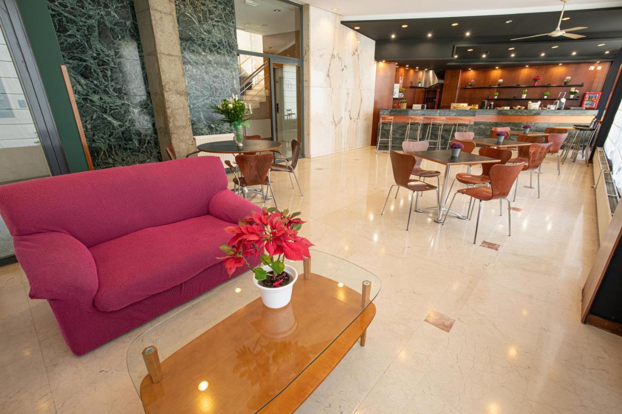 Hotel Bracamonte Пеньяранда-де-Бракамонте Экстерьер фото